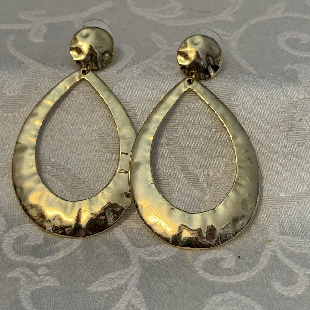 Gold-Tone Oval Drop Earrings Large EUC